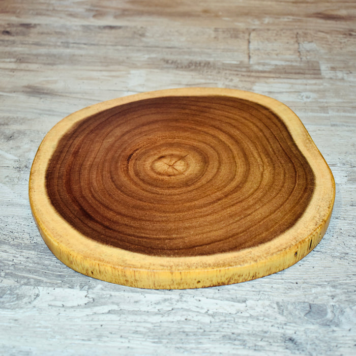 Barkless Round Tree Wood Cutting Board & Wood Serving Tray